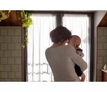 Load image into Gallery viewer, Philips Avent Bottle Natural Response 260ML Gift Set ( 2 Soothers, 2 Bottles) SCD837/11