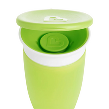 Load image into Gallery viewer, Munchkin Miracle Cup Lids 4 Pack of snap-on covers for all Miracle 360° cup sizes, ideal for travel and keeping rims clean.