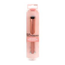 Load image into Gallery viewer, REAL TECHNIQUES MIRACLE CONCEALER BRUSH 10009200
