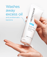 Load image into Gallery viewer, NEOSTRATA CLARIFY MANDELIC CLARIFYING CLEANSER 200ML F30142XB
