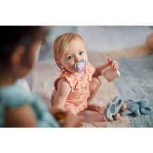 Load image into Gallery viewer, Philips Avent Soother Ultra Air 0-6M Girl Green / Pink 2pcs SCF085/24
