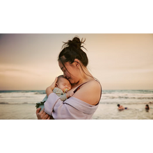 Load image into Gallery viewer, A close-up of a Philips Avent Ultra Air soother for 0–6m featuring a toucan design and a breathable shield with large airholes.
