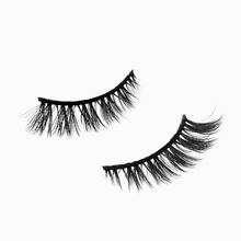 Load image into Gallery viewer, Pinky Goat RIMAS lightweight wispy false lashes with a thin dark band
